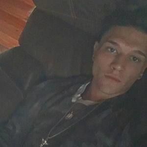 Meet your Posher, Logan